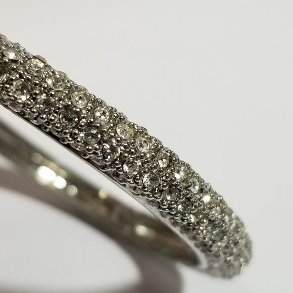 Lia Sophia LS crystal paved hinged bangle bracelet 1.2003 - Picture 12 of 12